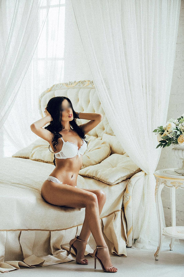 Escort Liza Photo 19